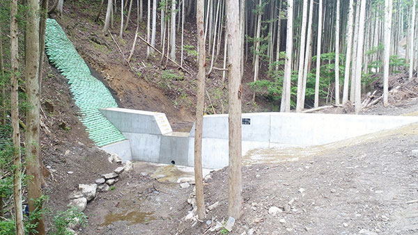 黒森沢復旧治山工事1