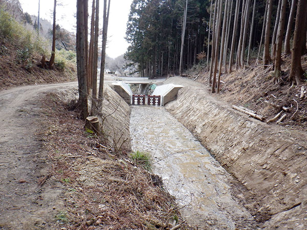 吉野堰堤改築工事1